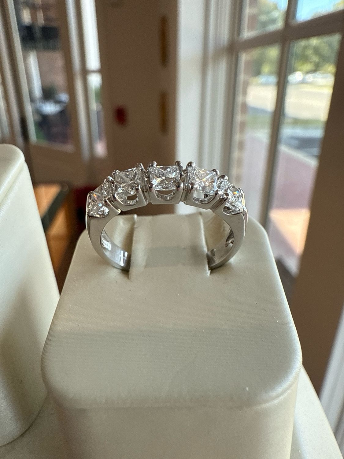 14k White Gold 5 Stone .82ctw Princess Cut Diamond Band
