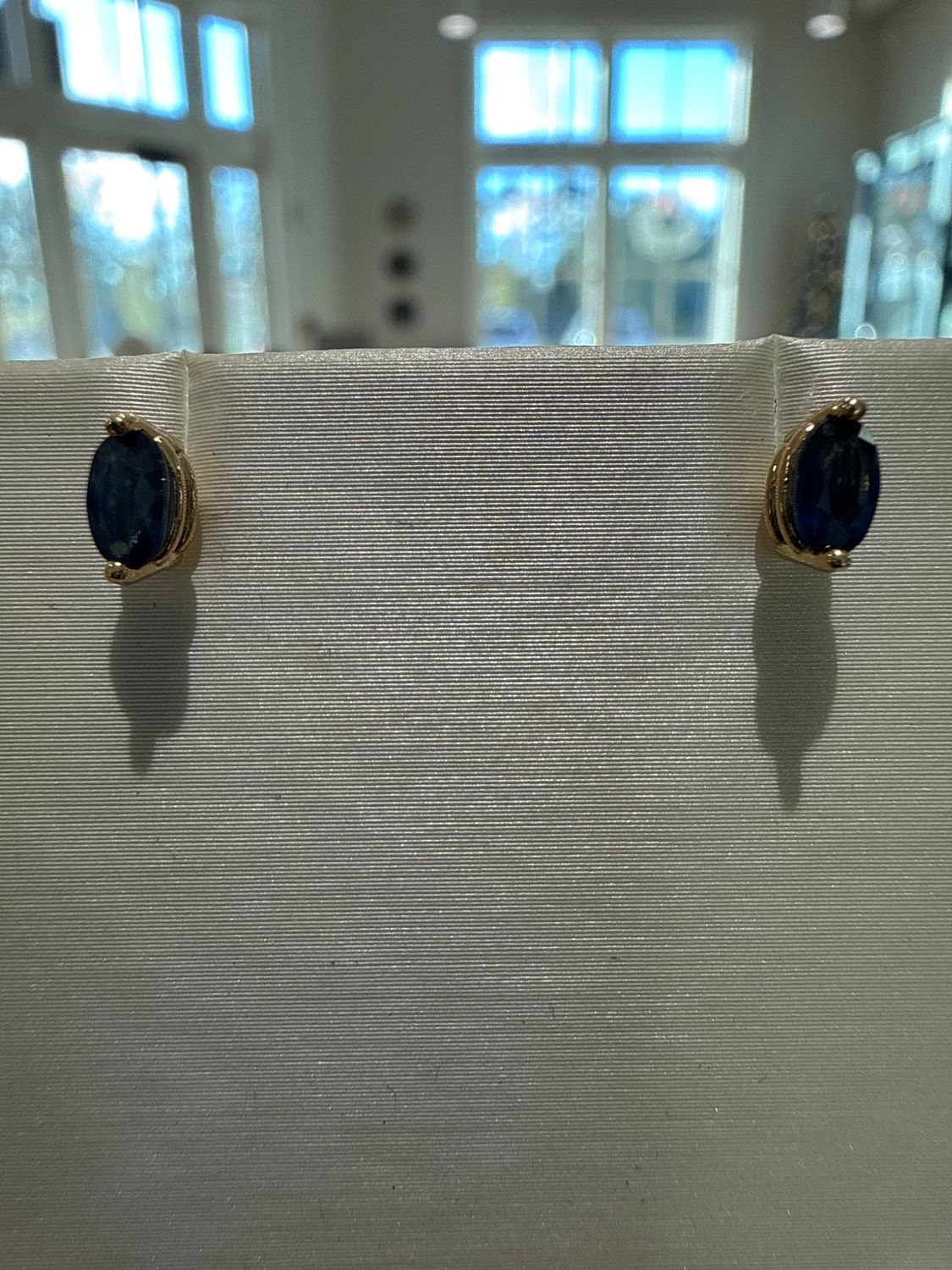 14k Yellow Gold Sapphire Oval Stud Earrings 0.70ctw