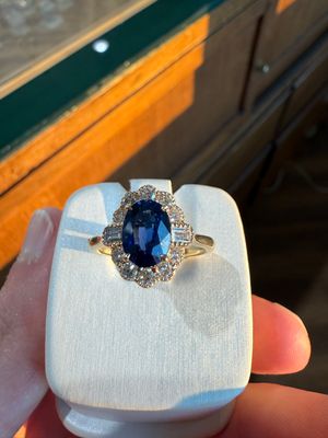 14k Yellow Gold Oval Shape Sapphire and Multi Shape Diamond Halo Ring/ Sap:2.48ct Dia:0.64