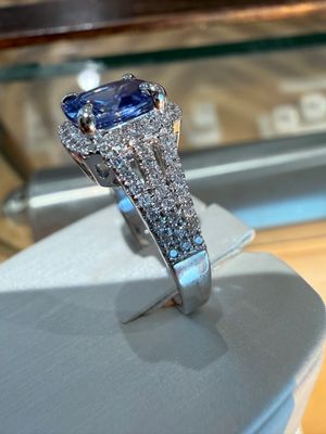 14k White Gold 2 Ct Cushion Tanzanite and Diamond Halo Ring/ Dia:3/8cttw