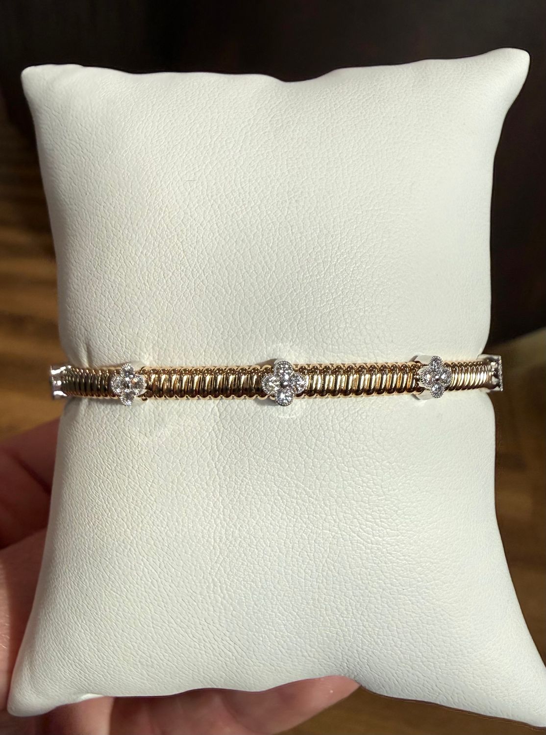 14k Yellow/White Gold Omega Style Diamond Clover Flex Bangle .38ctw