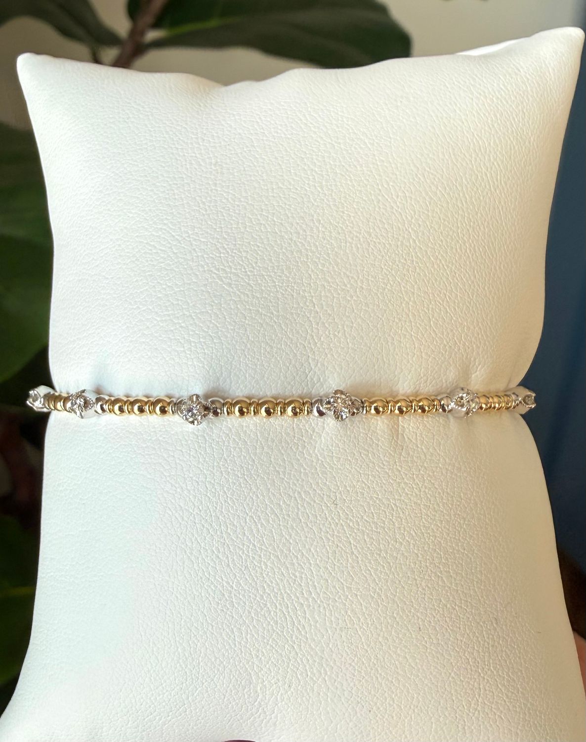 14k Yellow Two Tone Diamond Flex Bangle D:0.24ctw