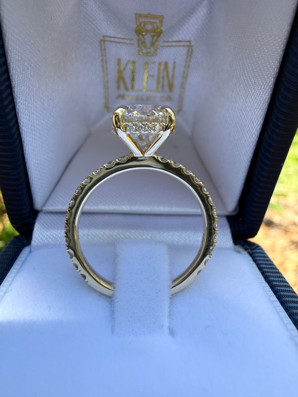 14k Yellow Gold 2ct Round Brilliant Lab Grown Diamond Engagement Ring with Hidden Halo and Diamond Shank 2.5ctw