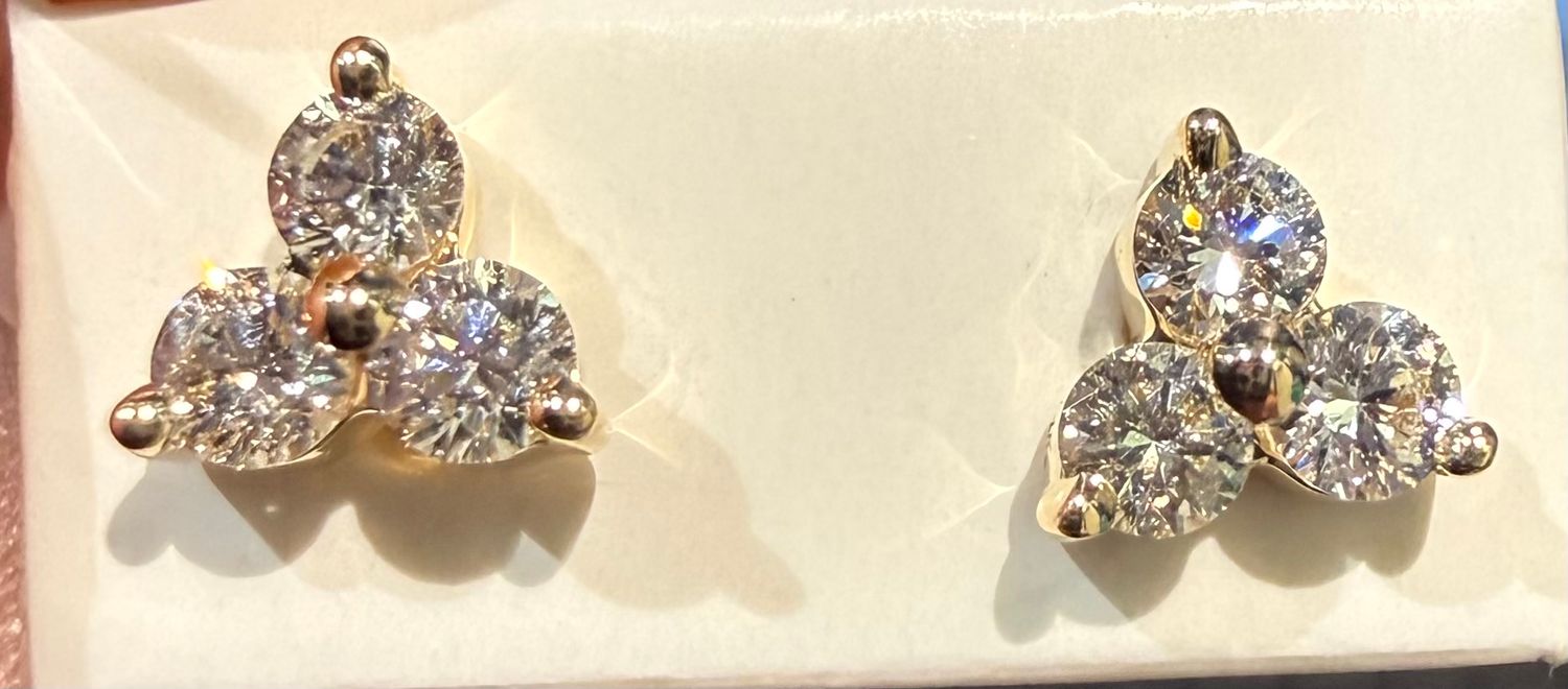 14k Yellow Gold Three Stone Diamond Stud Earrings 0.25ctw