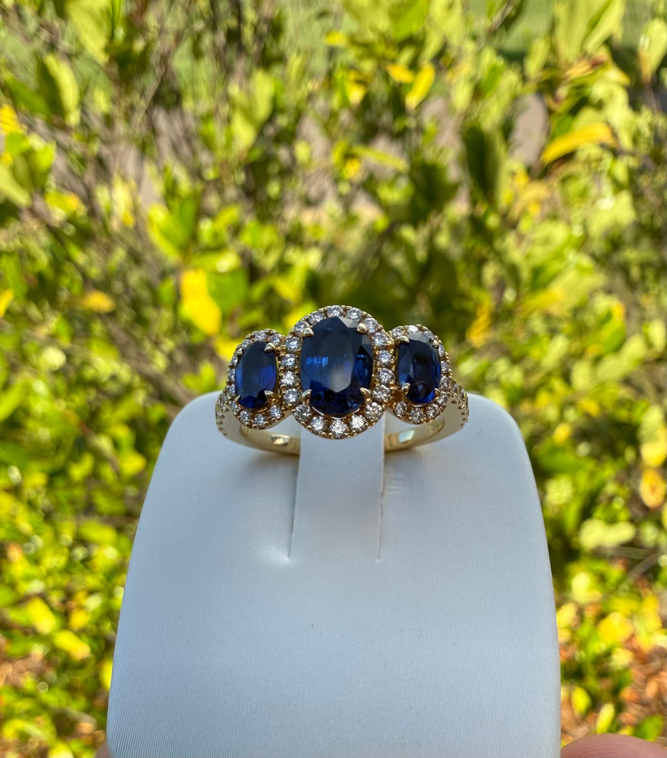 18k Yellow Gold Three Stone Sapphire and Diamond Ring