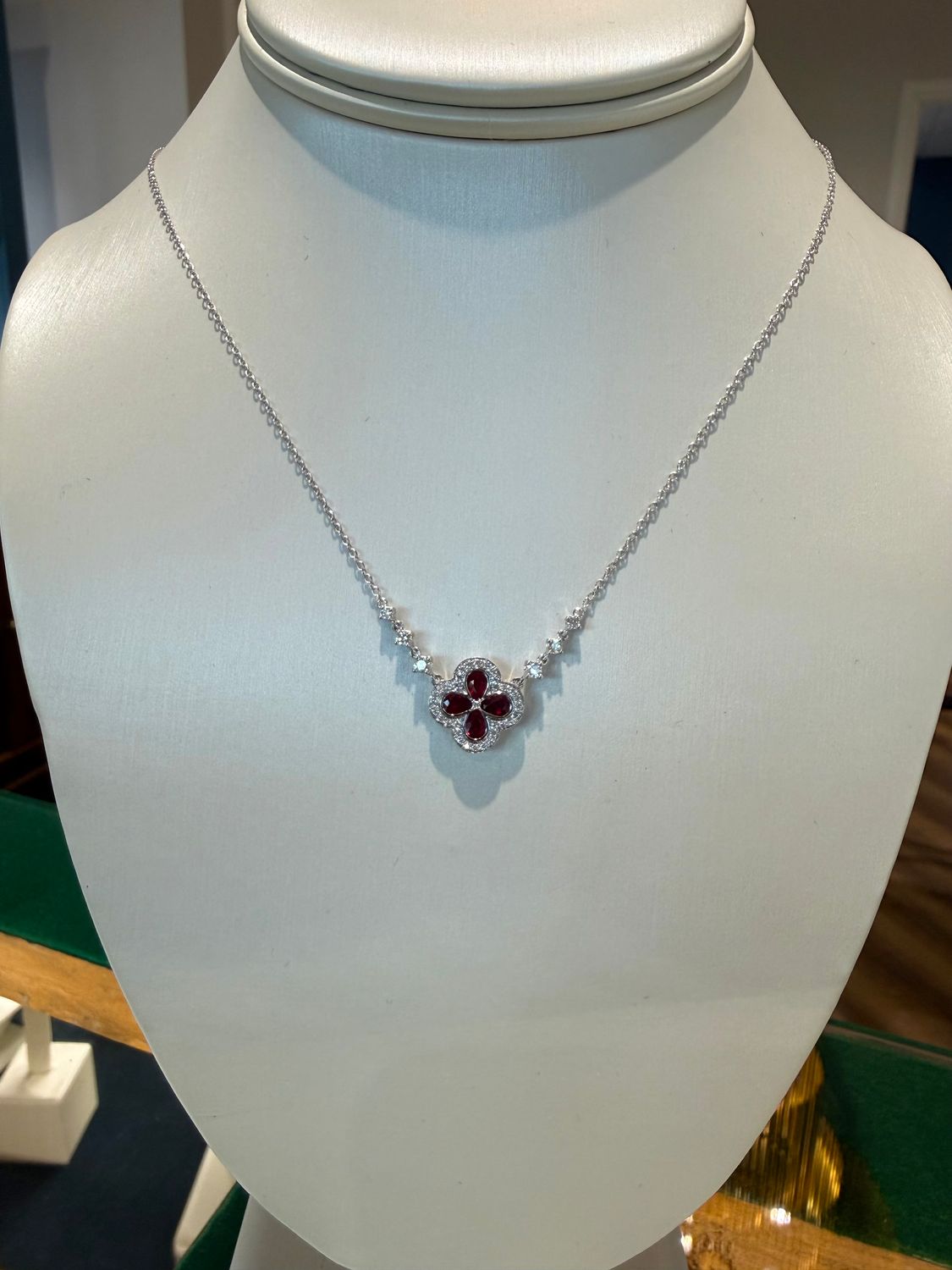 14k White Gold Natural Ruby &amp; Diamond Clover Pendant Necklace Dia: 0.40ct Ruby: 0.75ct 18" adj
