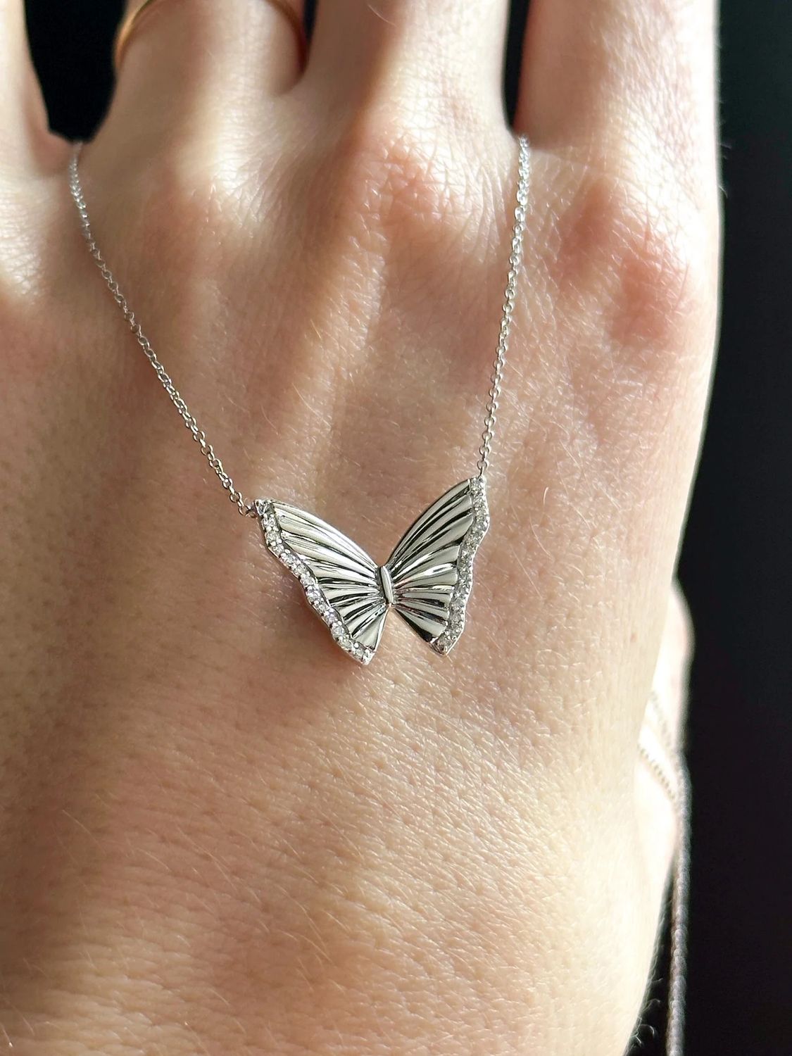 14k White Gold Diamond Butterfly Necklace 0.15ctw