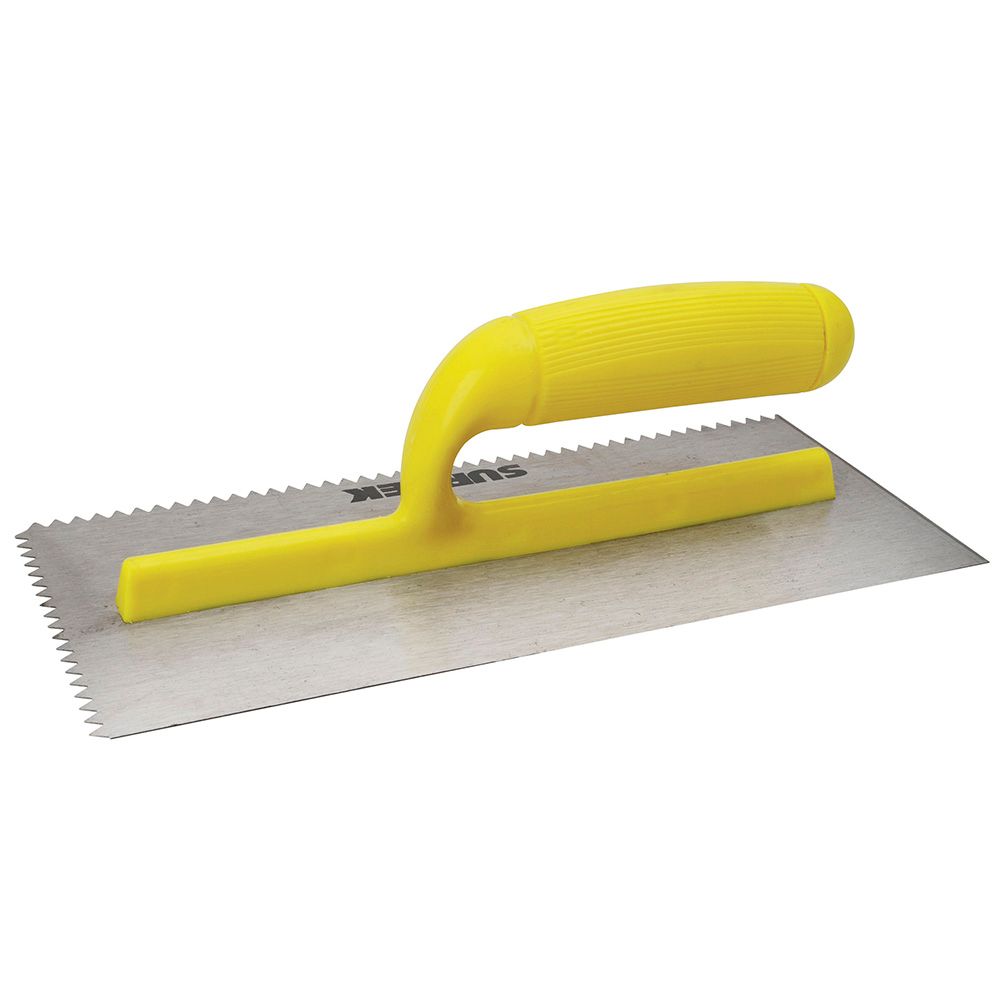 Llana dentada triangular de acero al alto carbón con mango plástico 11" x 5" Surtek