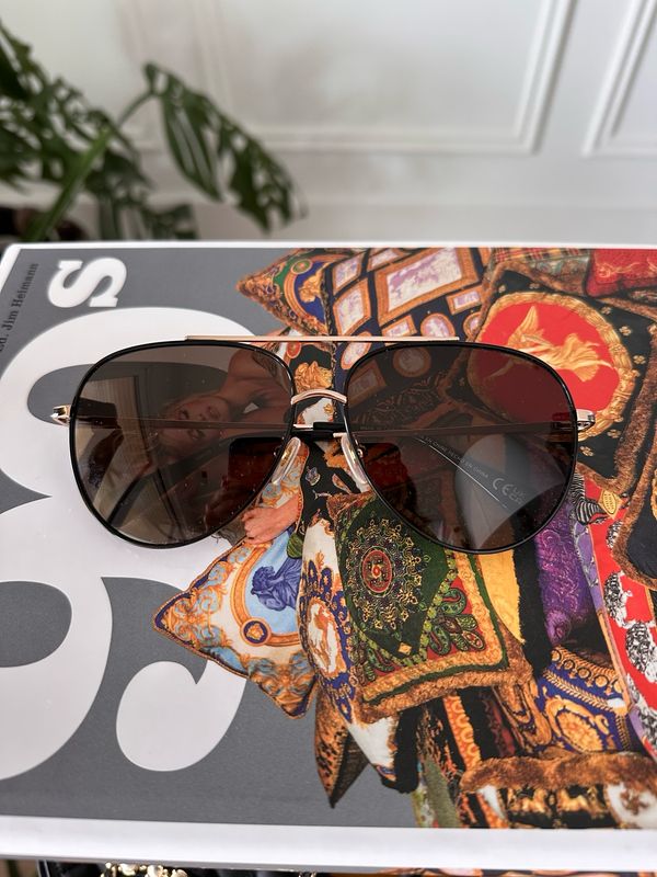 Cos x Linda Farrow Collab Black&amp;Gold Sunglasses