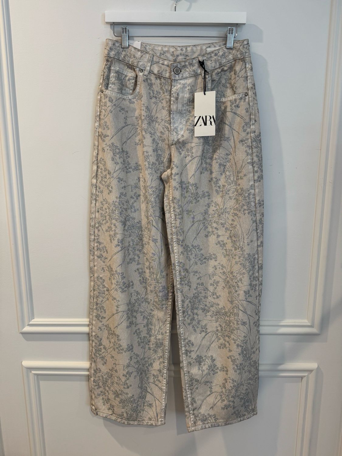 Zara Floral Balloon Jeans, Size 4