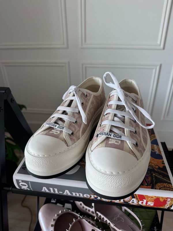 Walk’n’Dior Platform Sneaker, Fits Women’s Size US8