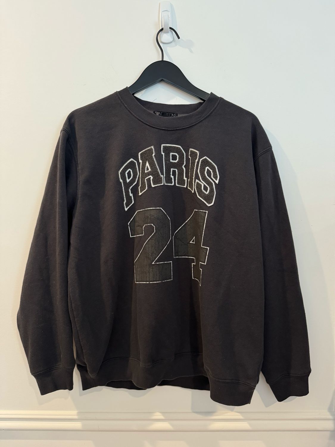 Vinyl Icons Paris Sweatshirt size Large