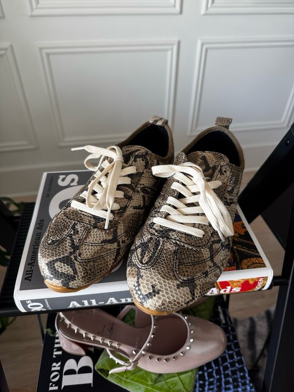 Dolce Vita Snake Print Viper Sneakers, Women’s Size US8