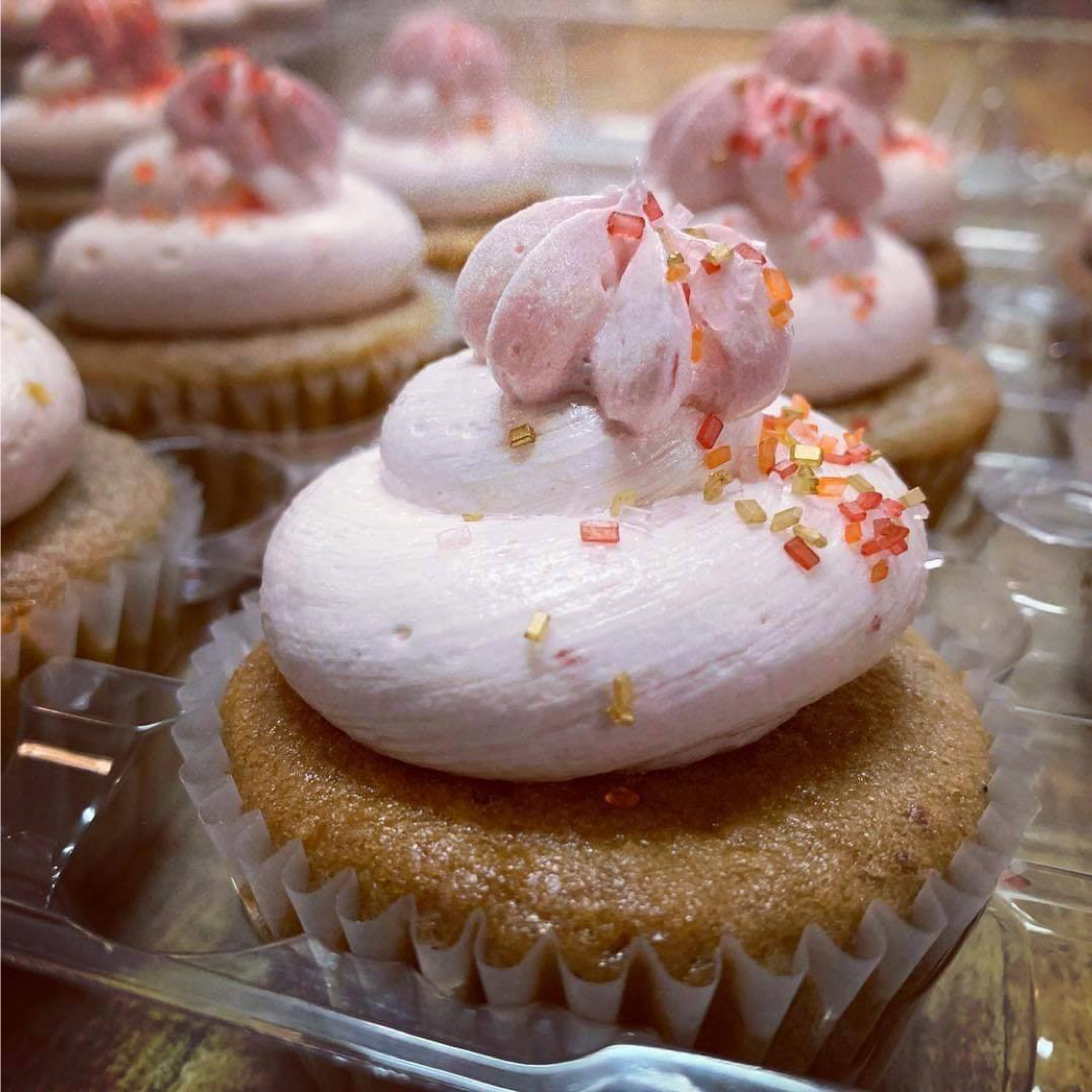 Cupcakes (6 Pack) Cupcakes (6 Pack)