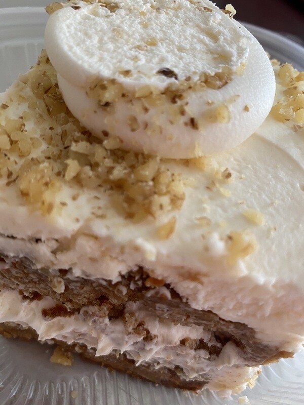 Carrot Cake Slice With Nuts, V, DF