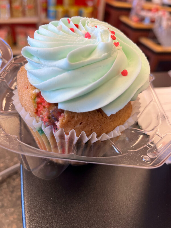 Pre Order Valentine’s Day Treat Box, Minimum Treats 30 Dollars Plus!