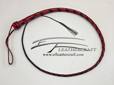 Kangaroo Signal Whip - 4ft - 16 plait - Red to Black  Kangaroo Signal Whip - 4ft - 16 plait - Red to Black