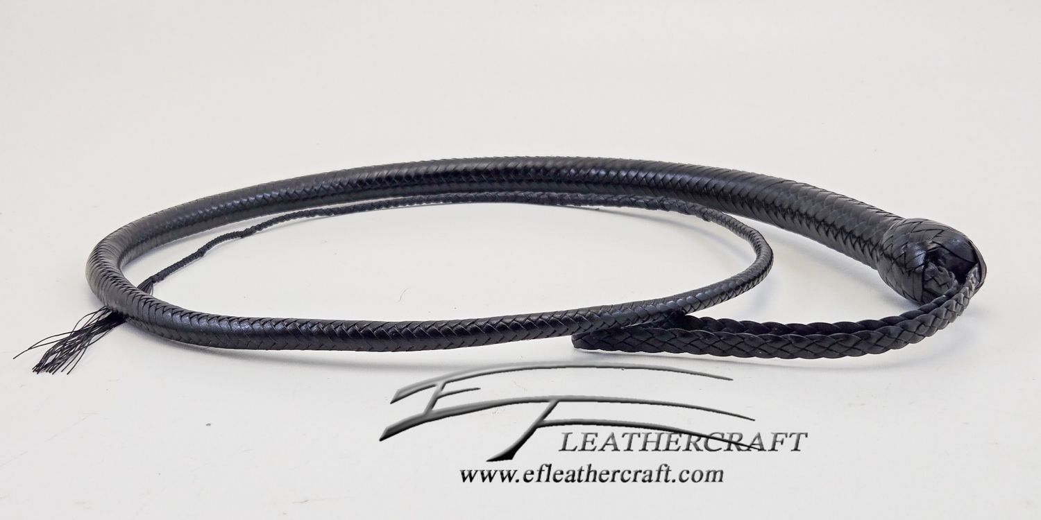 4ft - 16-plait - Kangaroo Signal Whip - Black  4ft - 16-plait - Kangaroo Signal Whip - Black