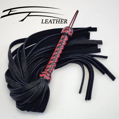Signature Line - Buffalo Hide Flogger 