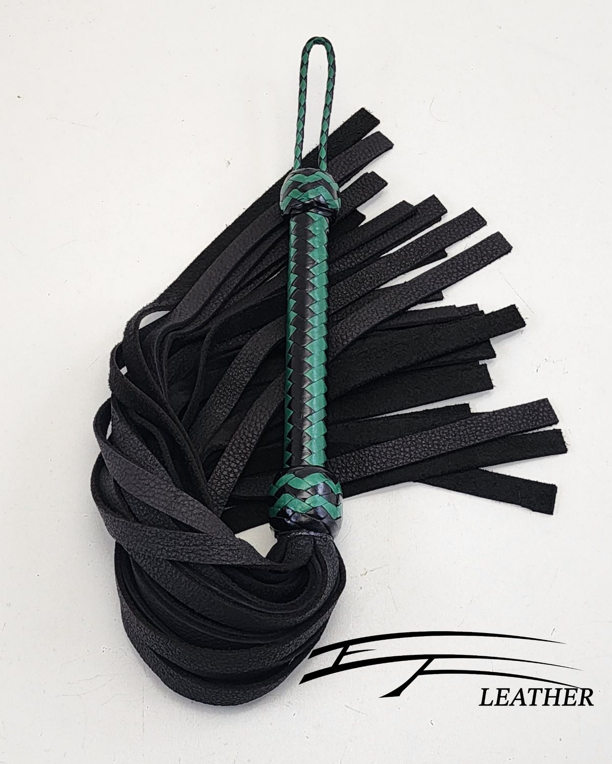 16" Moose Flogger - Core Line - Black &amp; Jade Green - 12-Plait Kangaroo Handle 
