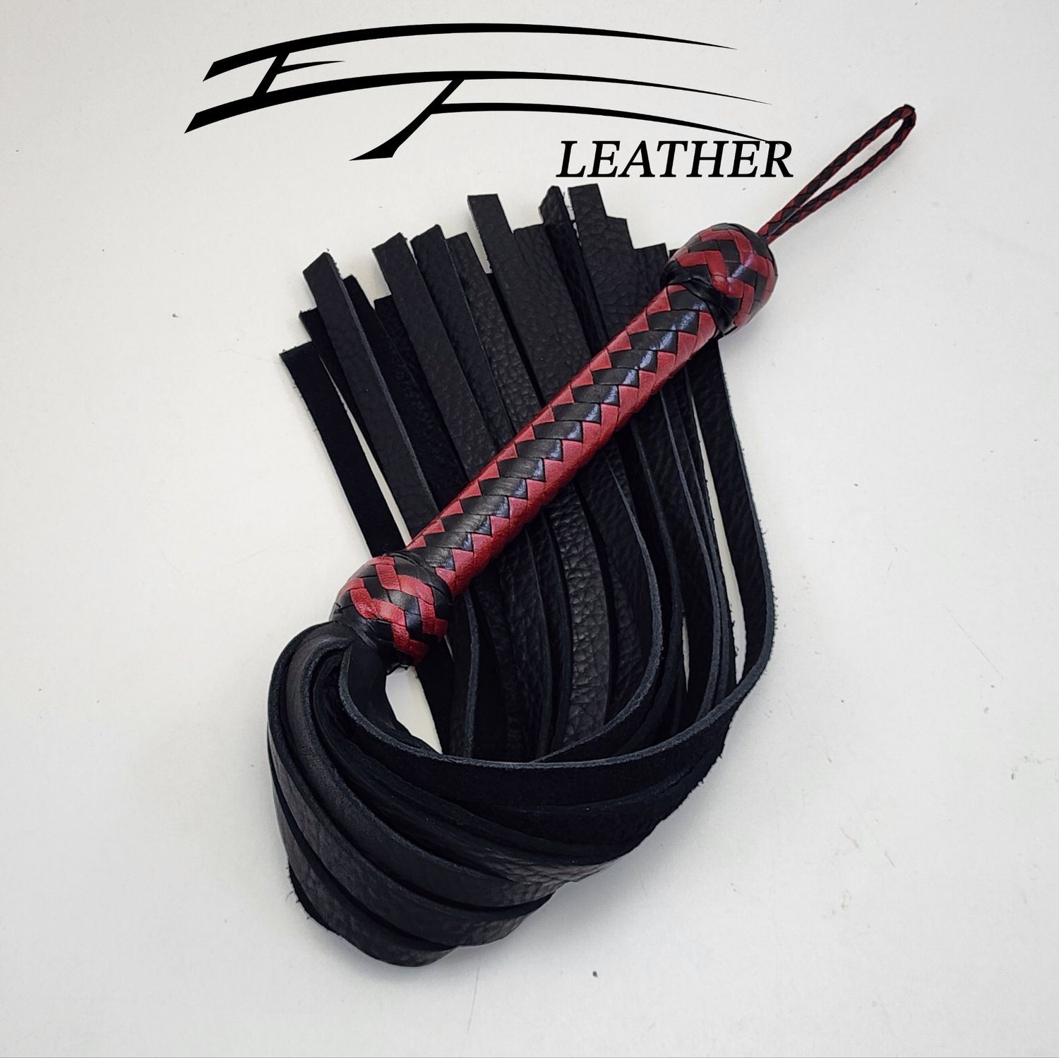 16&quot; Bull Hide Flogger - Core Line - Black &amp; Red - 12-Plait Kangaroo Handle