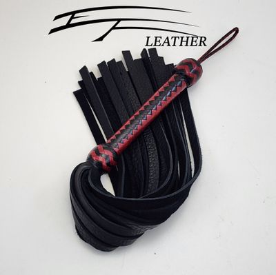 16&quot; Bull Hide Flogger - Core Line - Black &amp; Red - 12-Plait Kangaroo Handle