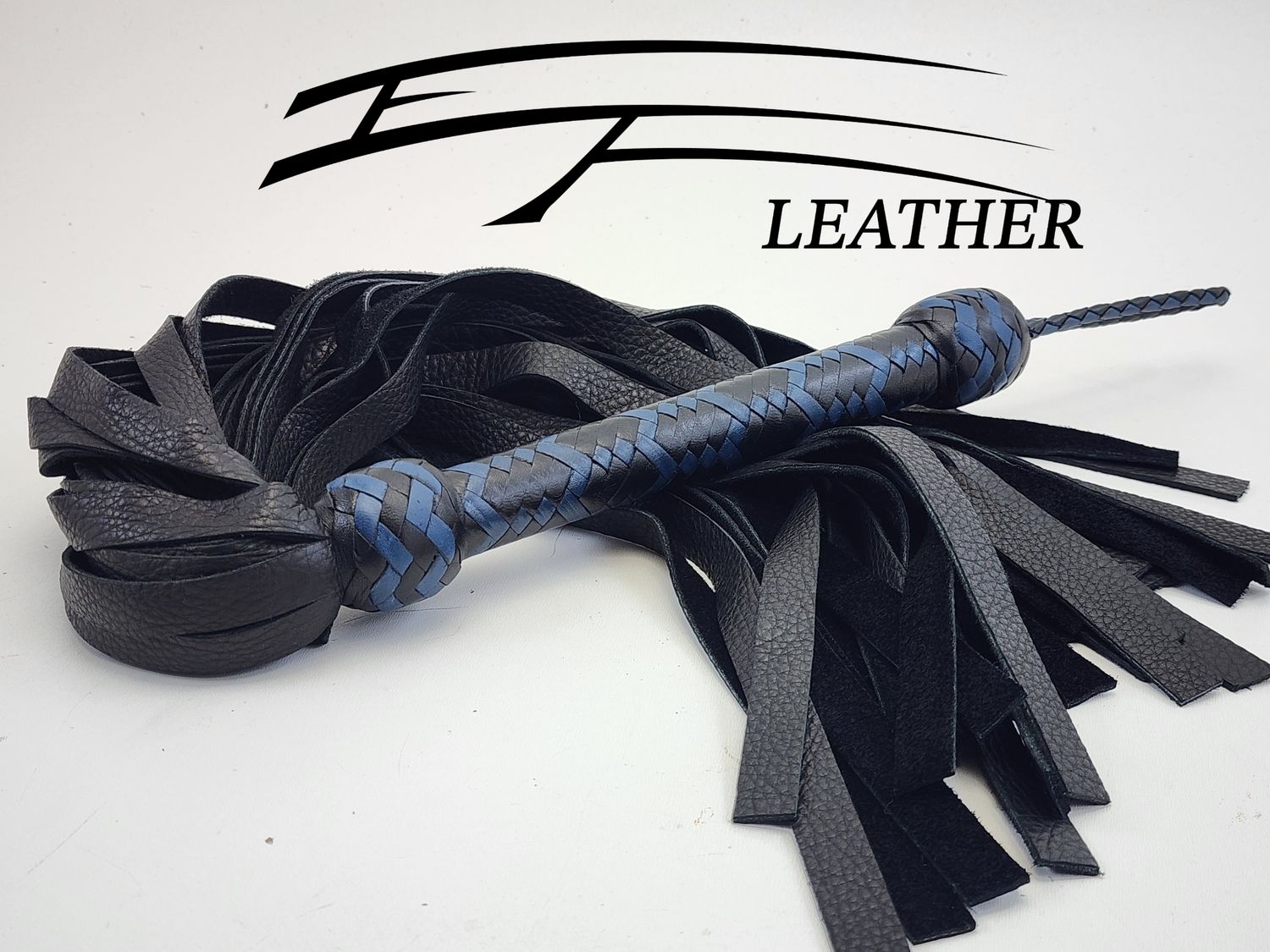 18" Cowhide Flogger - Signature Line - Black &amp; Royal Blue (16-Plait Honeycomb Handle)