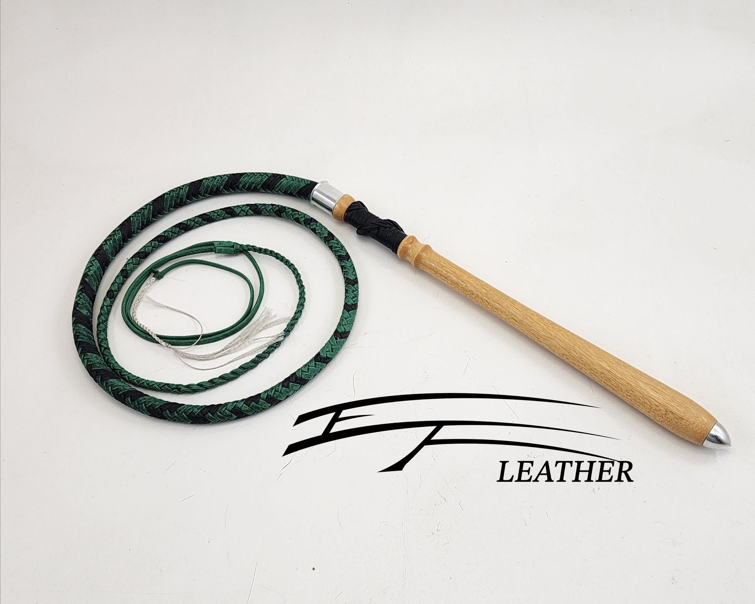 4ft Nylon Cow Whip - 12 Plait - Kelly Green/Black with Handle