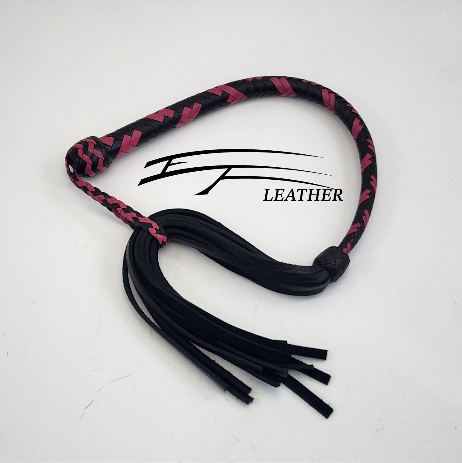 Bull Galley Whip – 12 Plait – Black &amp; Pink