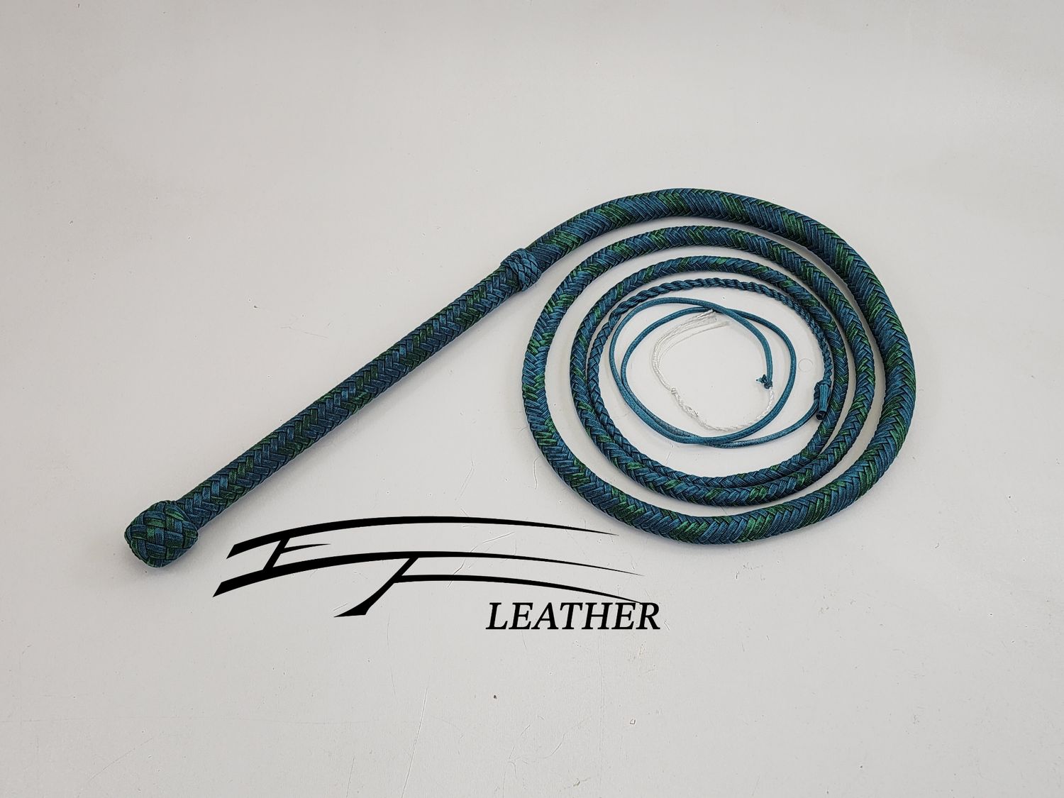 8ft Teal &amp; Kelly Green Nylon Bull Whip