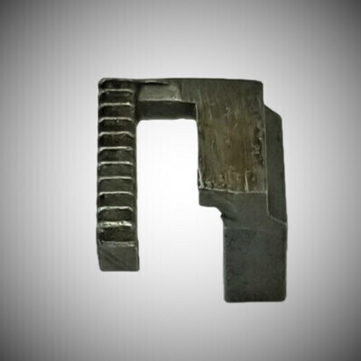 Zipper Foot for Portable Walking Foot Machines (Right Side)
