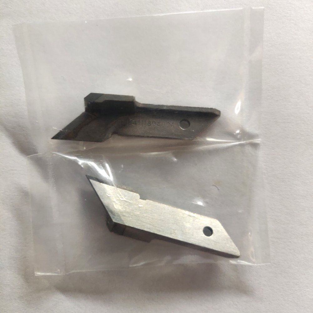 JUKI UPPER CARBIDE KNIFE #B-4111-804-00A