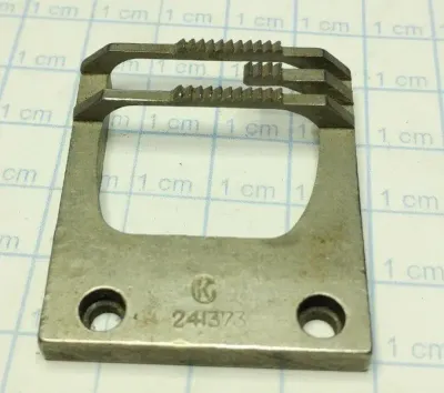 241373 Feed Dog for Singer 107G, 107W, 143W, 457G Class Zig-Zag Sewing Machines