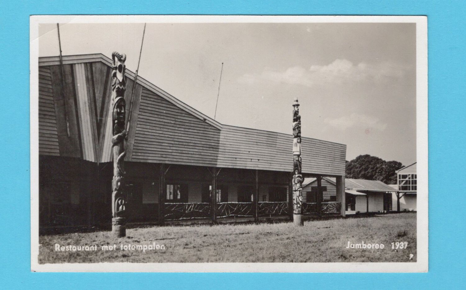 NEDERLAND prentbriefkaart Wereldjamboree Padvinders op Marktterrein 1937