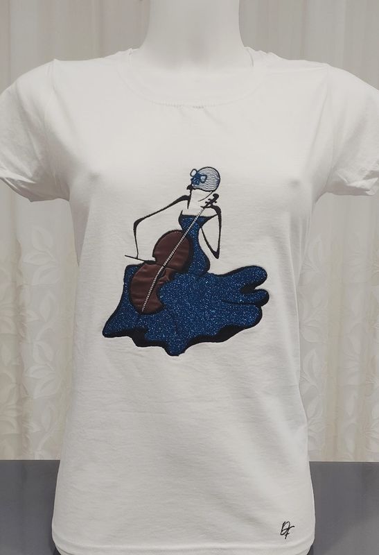 T-Shirt donna con ricamo