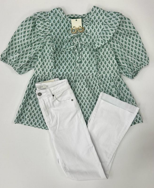 August Blouse