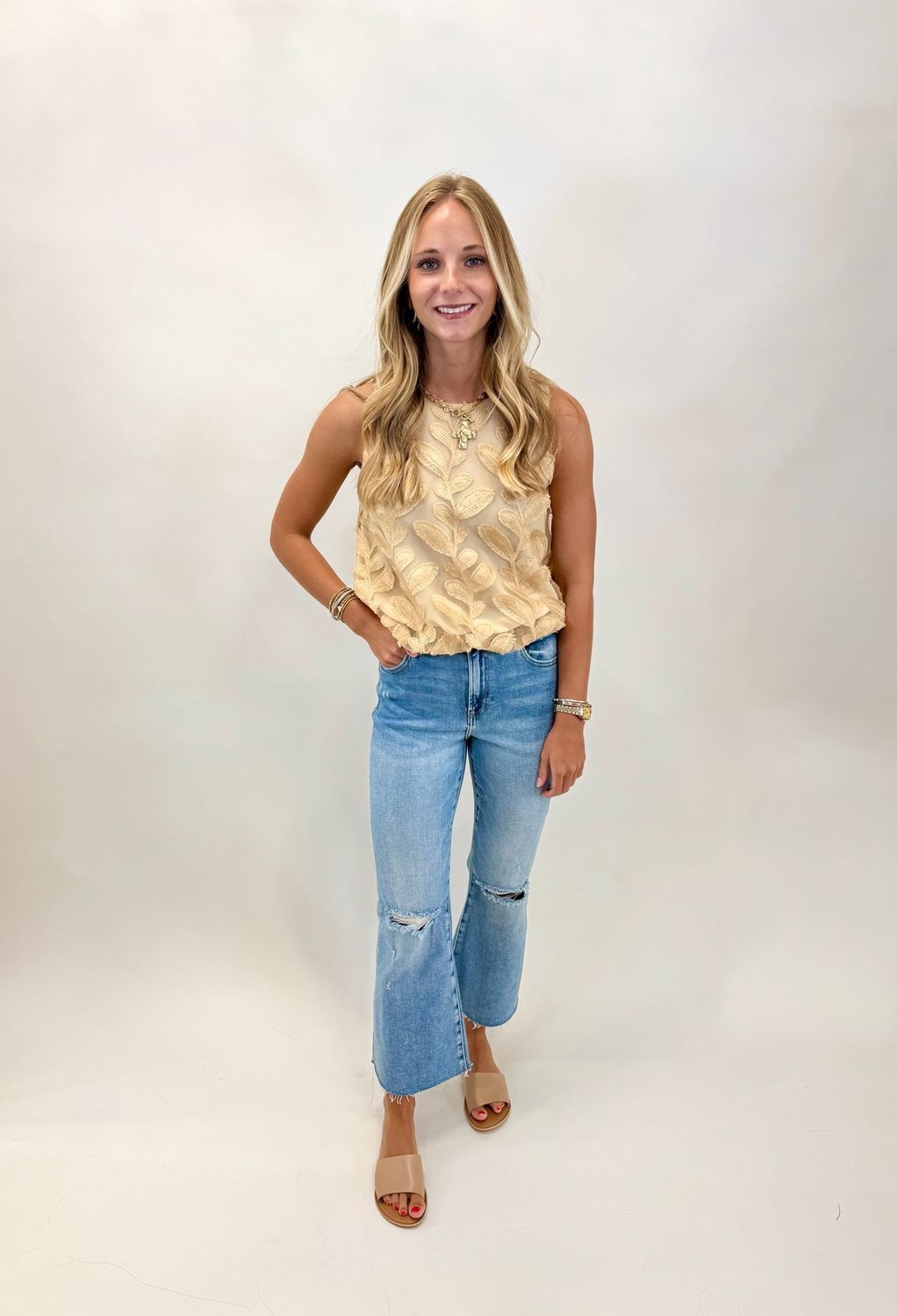 Leaf Textured Bubble Top