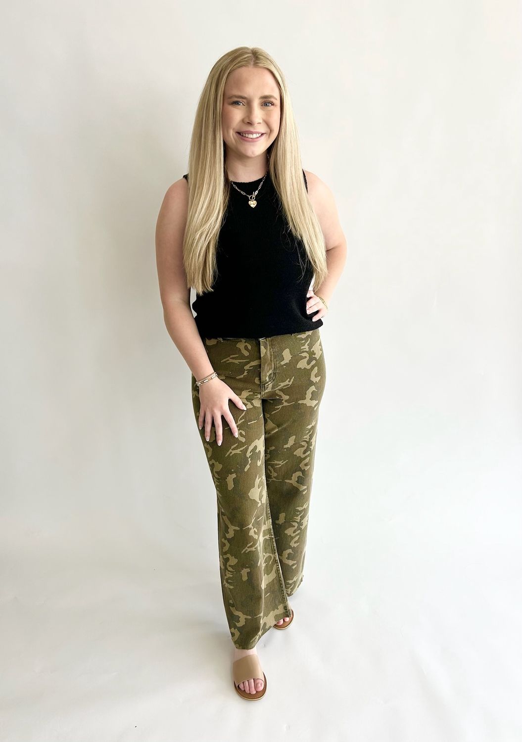 Carley Sleeveless Sweater Top