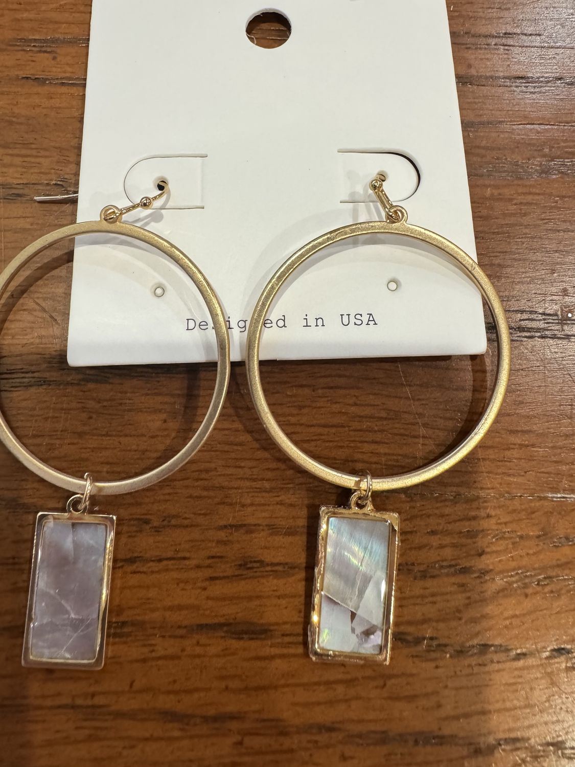 Mop Dangle White Earring