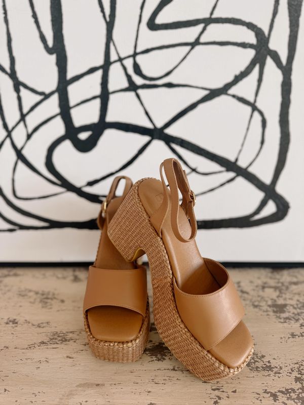 Arden Tan Wedge