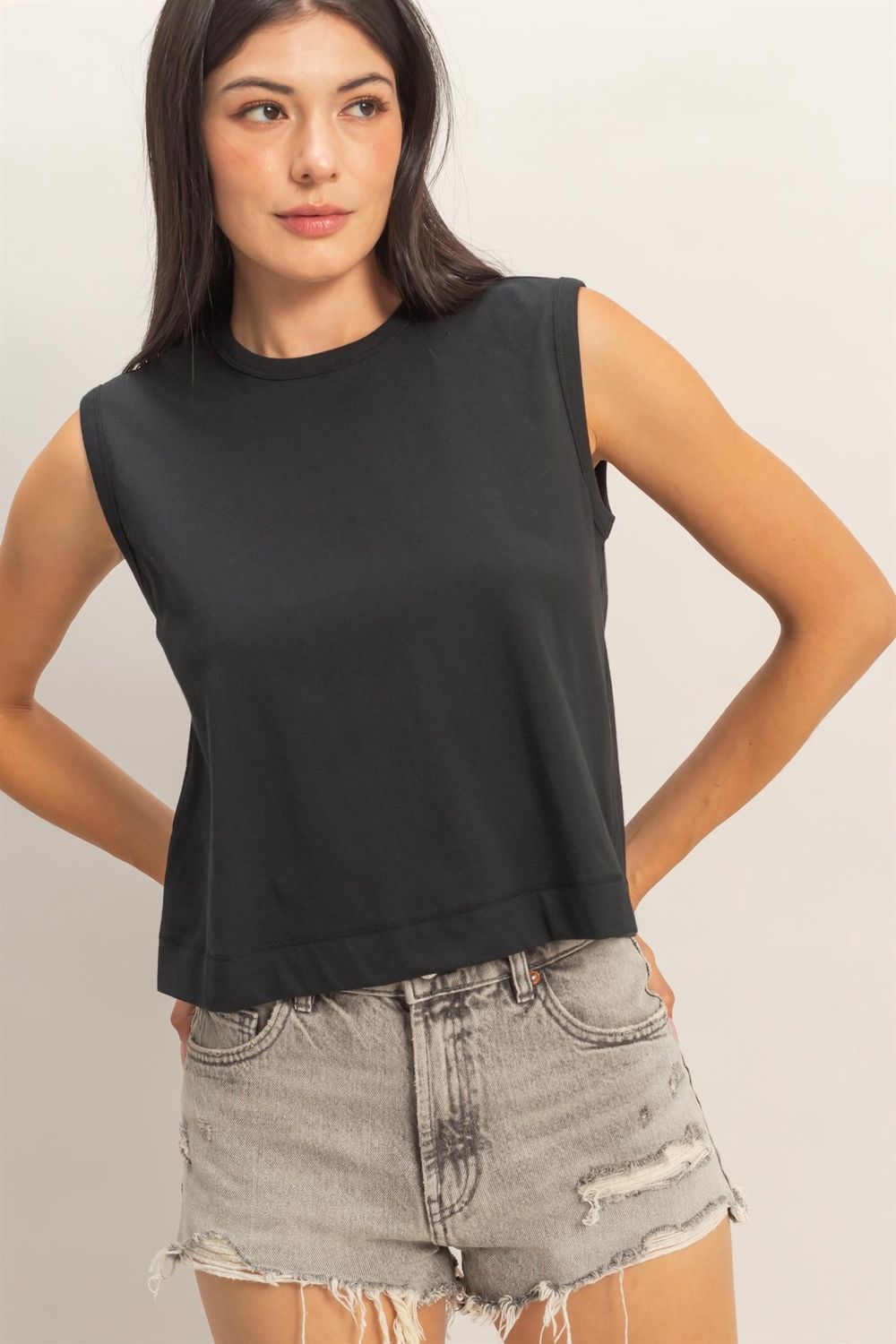 Amber Black Basic Tank