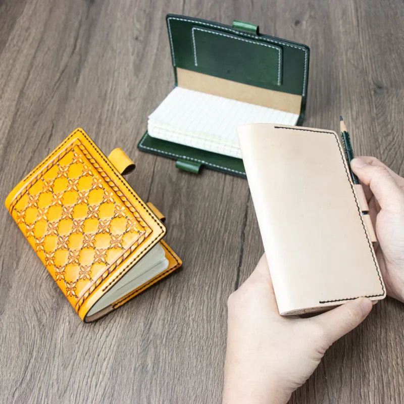 DELUXE LEATHER FIELD NOTES KIT