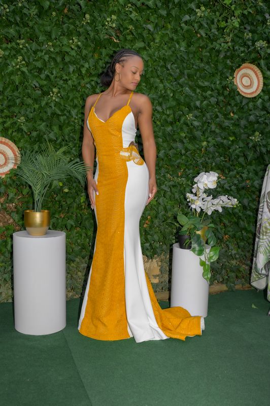 Robe de Mariée Broderie Anglaise et Wax