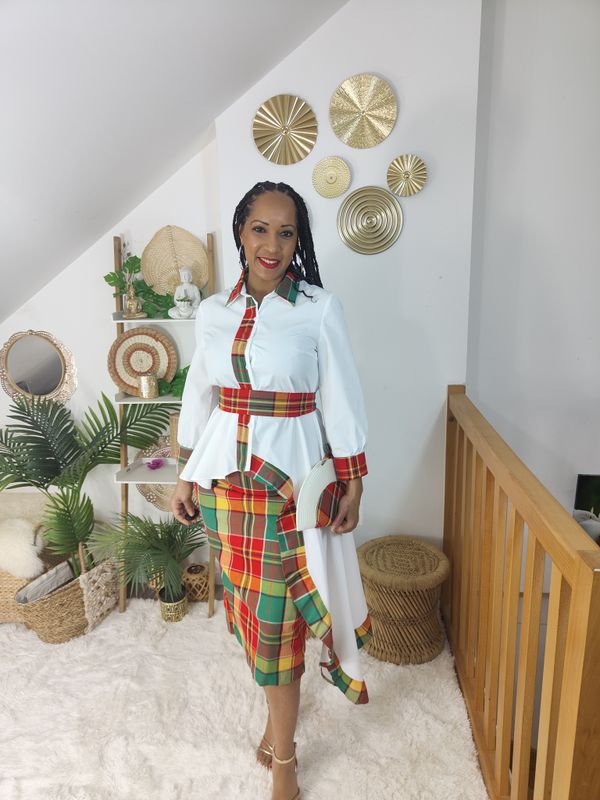 Ensemble Jupe Madras avec Blouse Dentelle