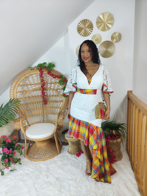 Robe Maxi Blanche Dentelle et Madras