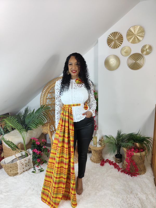 Tunique dentelle blanche guipure Madras