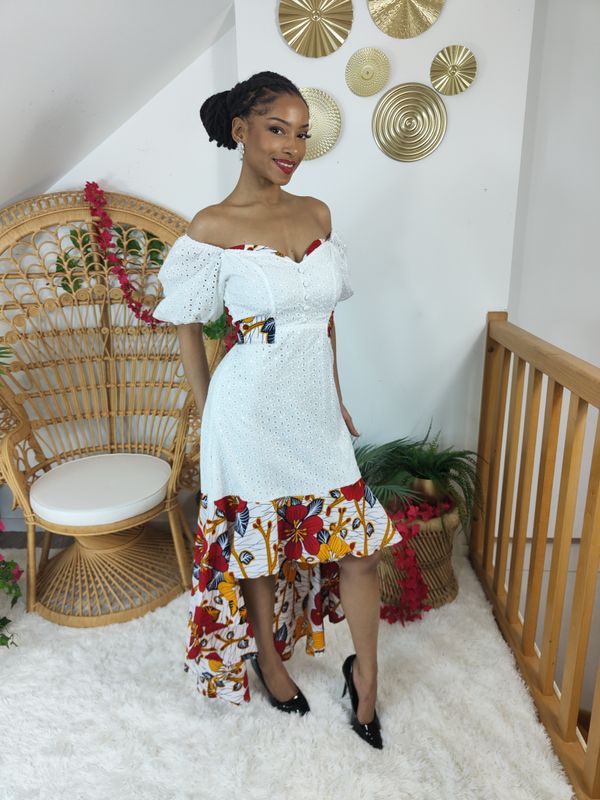 Robe Blanche broderie anglaise wax