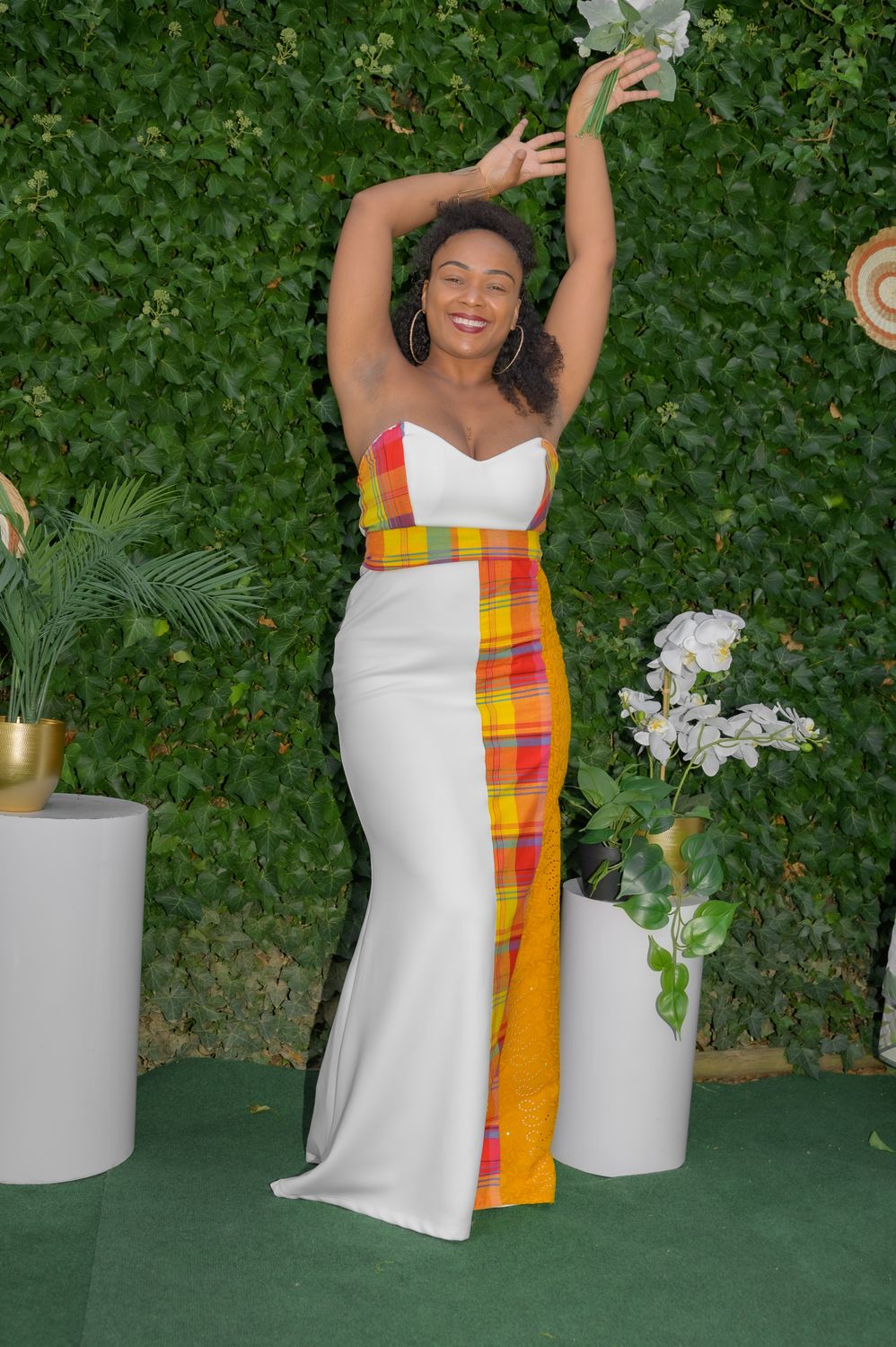 Robe de Mariée Bustier broderie anglaise et Madras