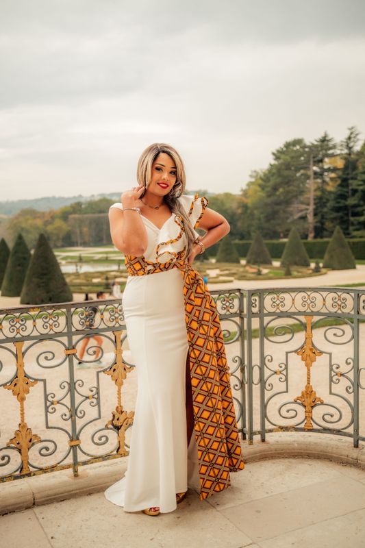 Robe blanche asymétrique Wax