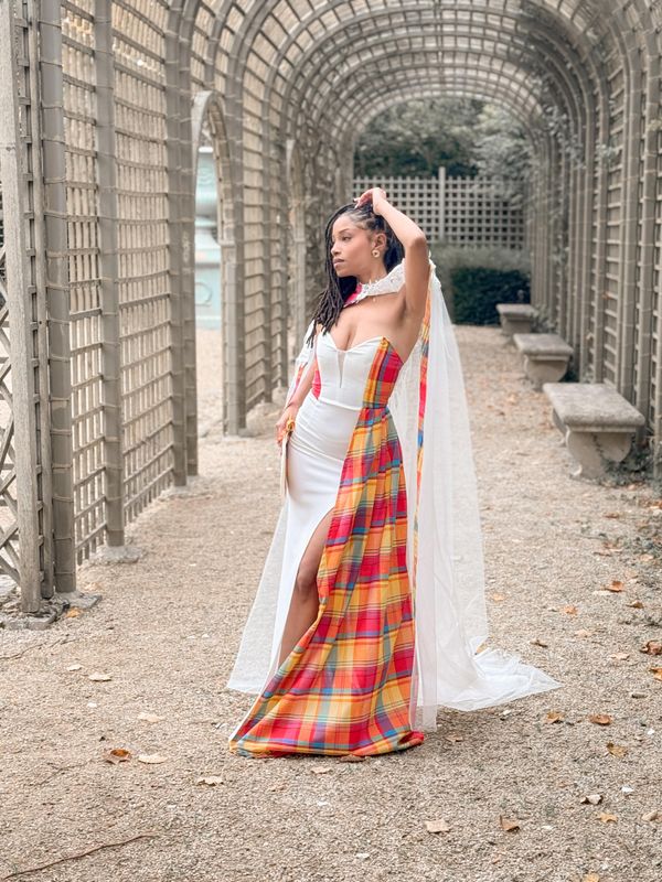 Ensemble cap et Robe de Mariée Bustier Asymétrique Madras